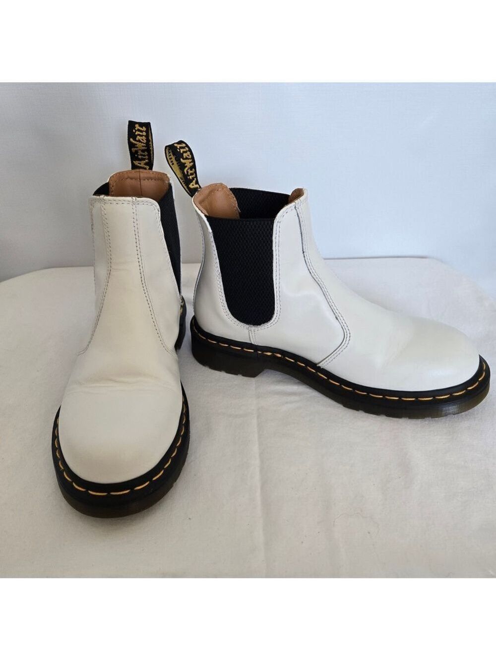 DOC MARTEN'S 2976 CHELSEA BOOTS SMOOTH LEATHER WHITE UNISEX WOMEN 7/ MEN 6 - Picture 7 of 16